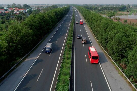 Bình Dương và Bình Phước hợp sức triển khai đường cao tốc hơn 17.000 tỷ đồng